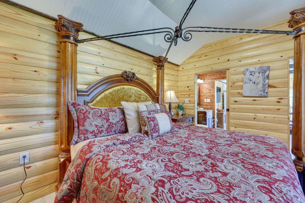 Cliffside Eureka Springs Cabin With Beaver Lake View エクステリア 写真